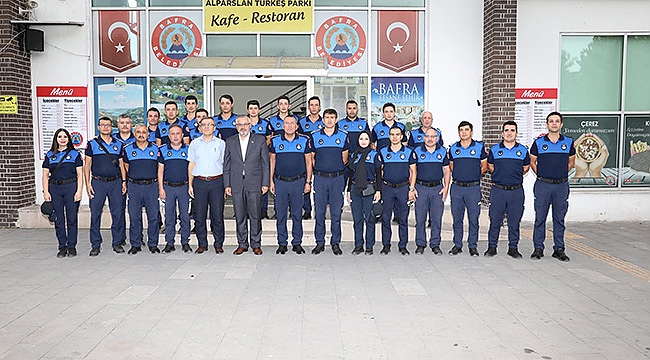 ‘Güler yüzlü olun’