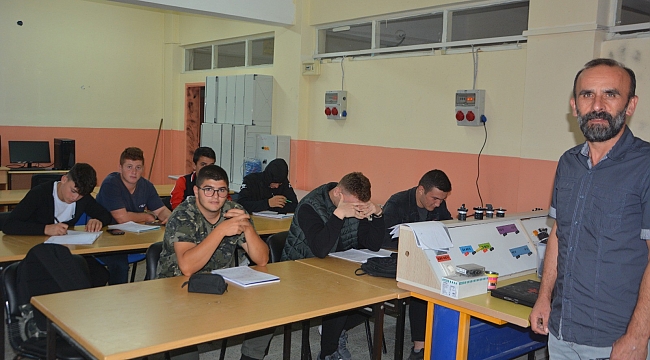 Hem meslek hem de  iş sahibi yapan okul