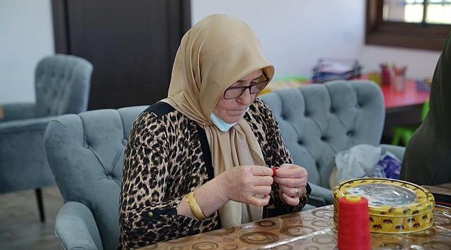 Kadınların hayatına  ışık tutan kurslar