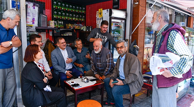 Saathane esnafıyla bir araya geldi