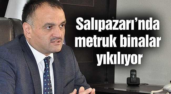 Salıpazarı’nda metruk binalar yıkılıyor