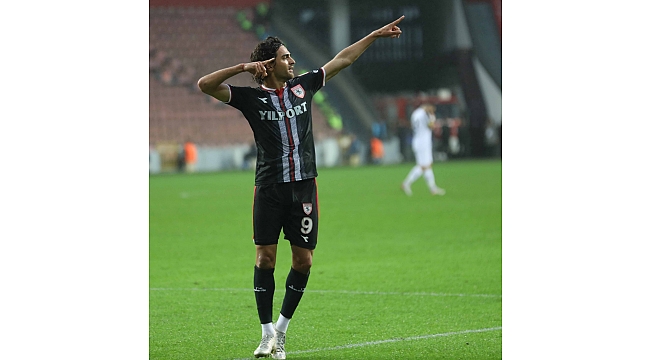 GOLCÜ BOMBA GİBİ!