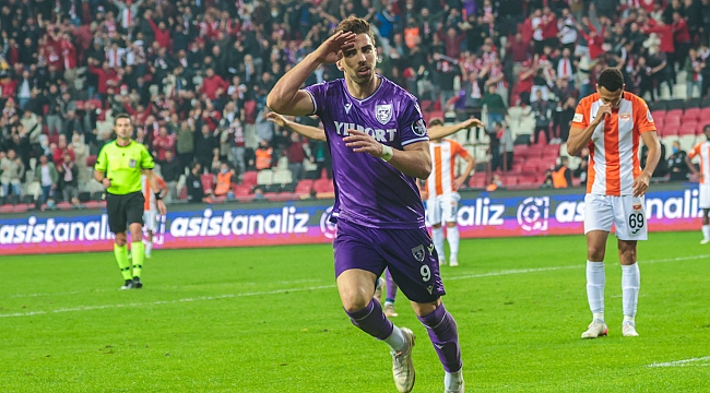 Lisansları devre arasına kaldı