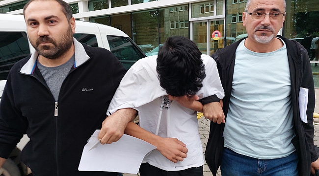 Taksiyi sürmek için gasp etmiş!