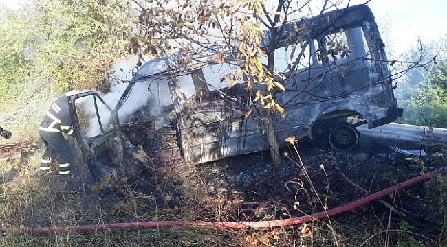 Vezirköprü'de minibüs yangını