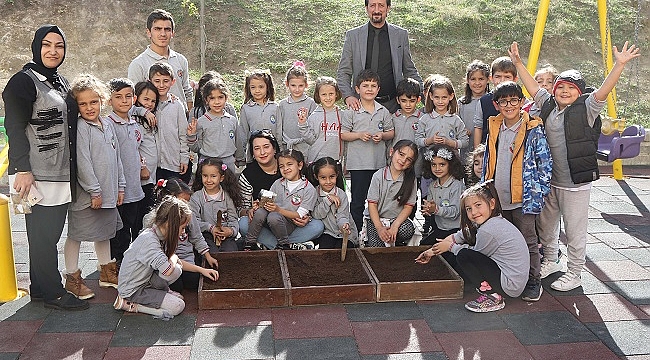 Atakum’da minik eller toprakla buluşuyor 