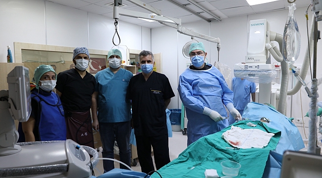 Minik bedenlere  kalp ritmi ameliyatı