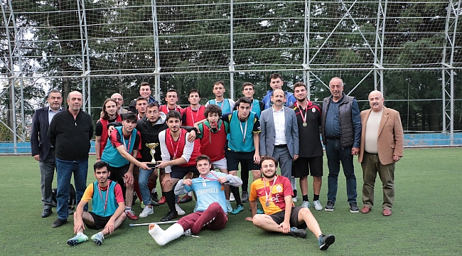 Yurtlarda kupa sahibini buldu