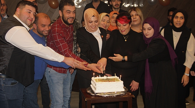 AFAD gönüllüleri  kutlama yaptı