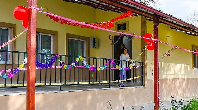 Atıl eski okul binası  yaşam merkezi oldu