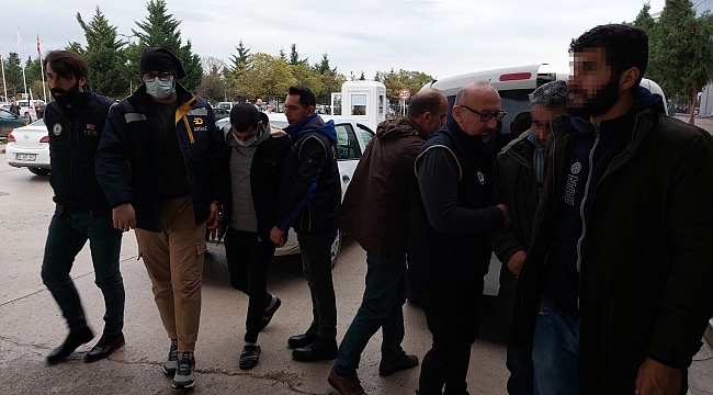 DEAŞ'tan 4 kişiye adli kontrol