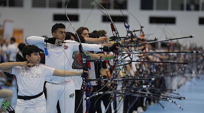 Oklar hedefe doğrultuldu