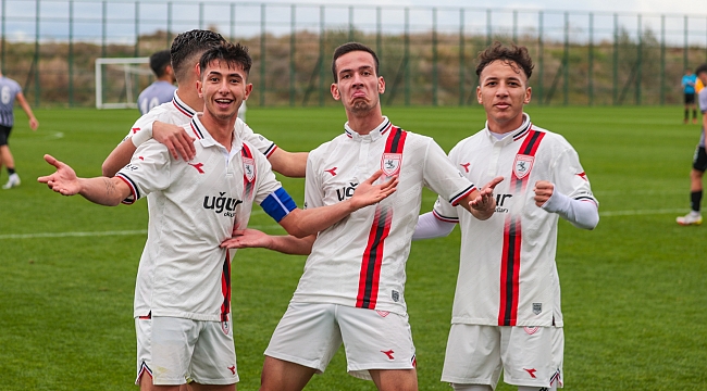 U19 gol yağdırdı 5-1