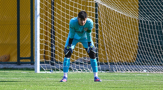 3 oyuncuya milli davet