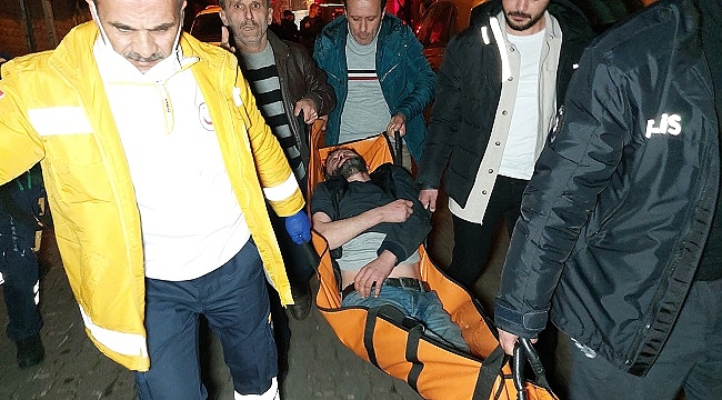 Alevler arasından arkadaşları kurtardı