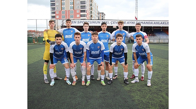 Atakum 3 puanla başladı 3-0