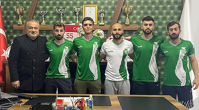 Çarşambaspor bombaları patlattı