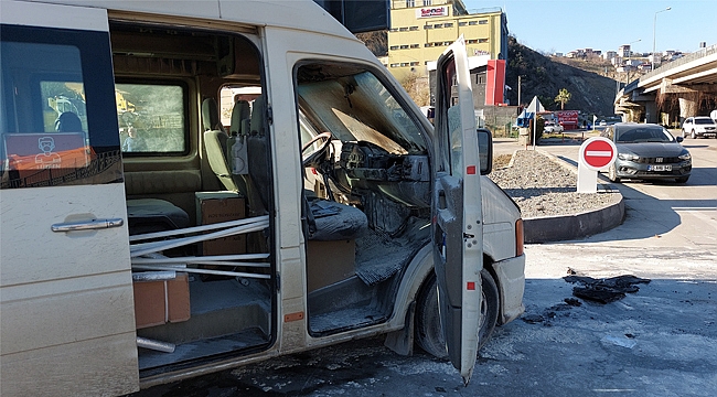 MİNİBÜS ALEV ALEV!