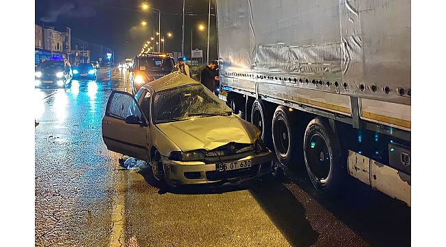 Otomobil ile tır çarptı: 1 ölü, 1 yaralı