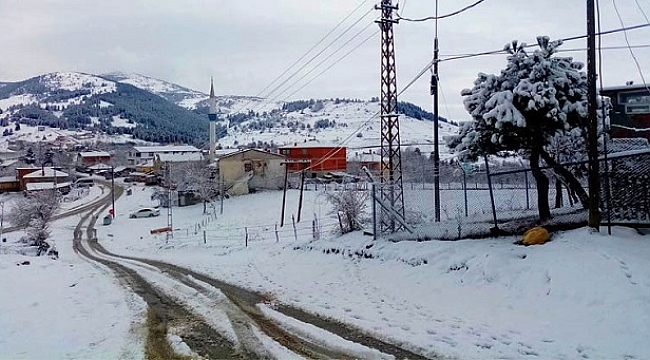 Samsun'un yüksek kesimlerine kar yağdı