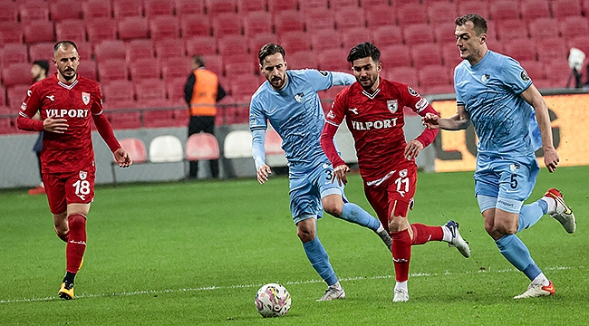 Soner ilk kez sahada