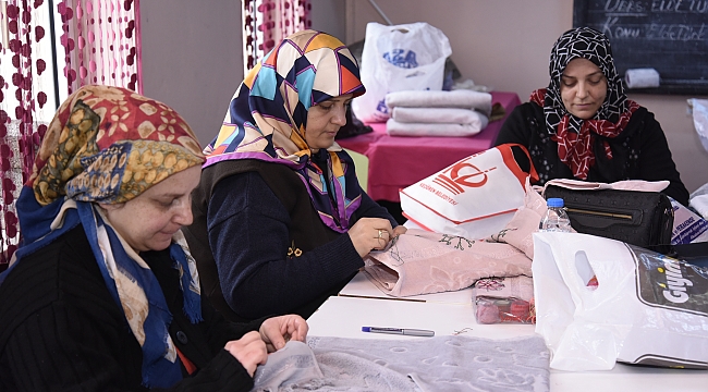 Tekkeköy’de kültür ve spor kurslarla gelişiyor