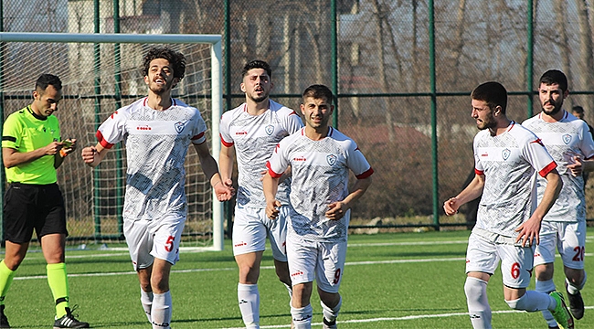 Tekkeköy play-offu garantiledi