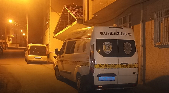 Televizyon izlerken soyuldu