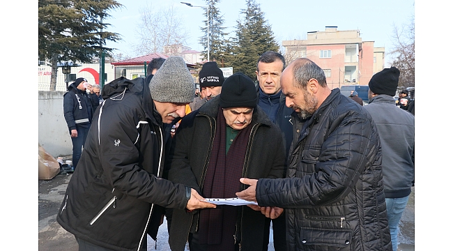 Elbistan'da hayatın normale dönmesi için çalışmalar sürüyor