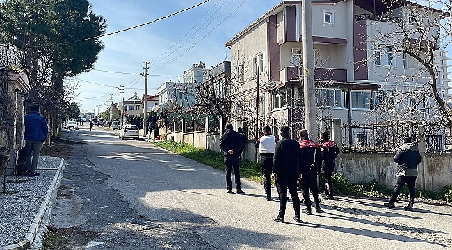 Eşinin rehin aldığı anne ve 3 çocuğu kurtarıldı