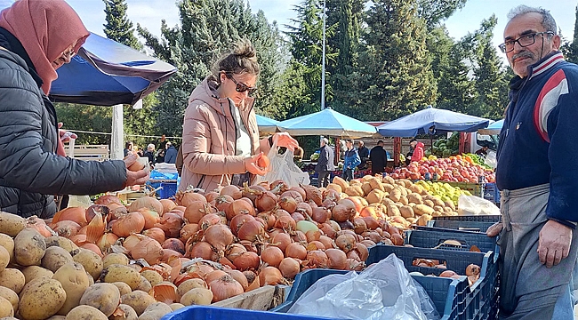 KURU SOĞAN 18 LİRA