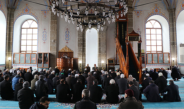 29 camide her akşam hatimle teravih