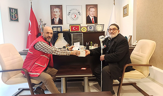 87’lik dede emekli maaşını depremzedelere bağışladı