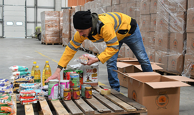 Büyükşehirden ihtiyaç sahiplerine yardım