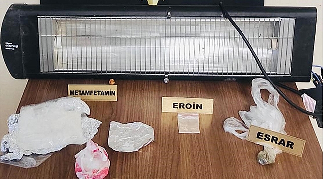 Elektrikli ısıtıcının içine saklamış