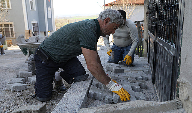 Kavak’ta yollar yenileniyor