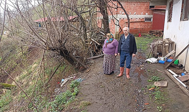 Korkudan evlerine giremiyorlar