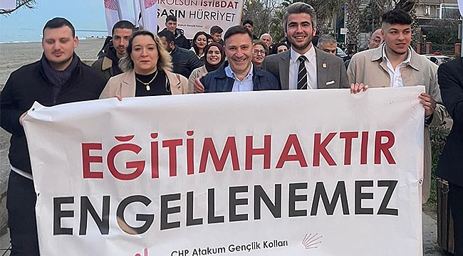 Özkaya öğrencilerle birlikte yürüdü