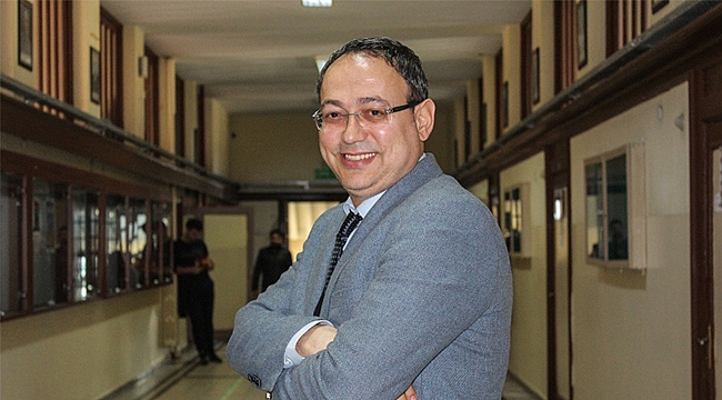 Prof. Dr.İlyas Topsakal MHP'den aday adayı