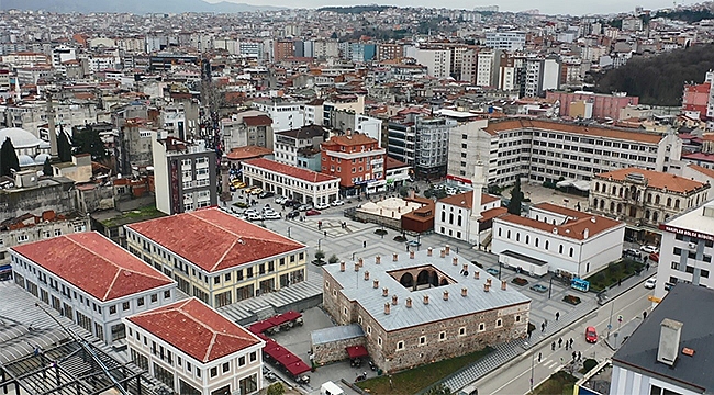 Saathane aslına dönüyor