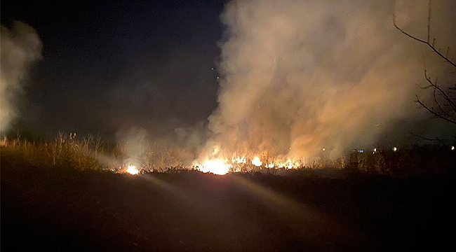 Salıpazarı’nda örtü yangını