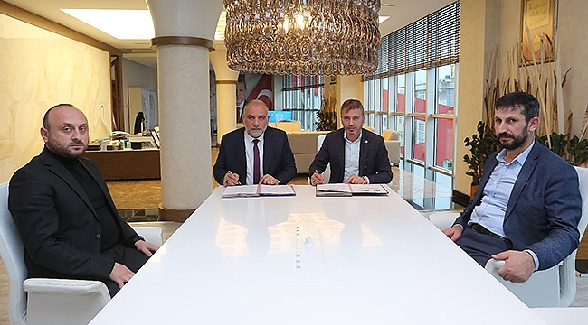 Şiirlerle gönül köprüsü