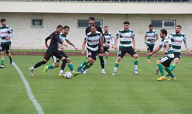 1930 Bafraspor, Alaçamspor ile 2-2 berabere kaldı