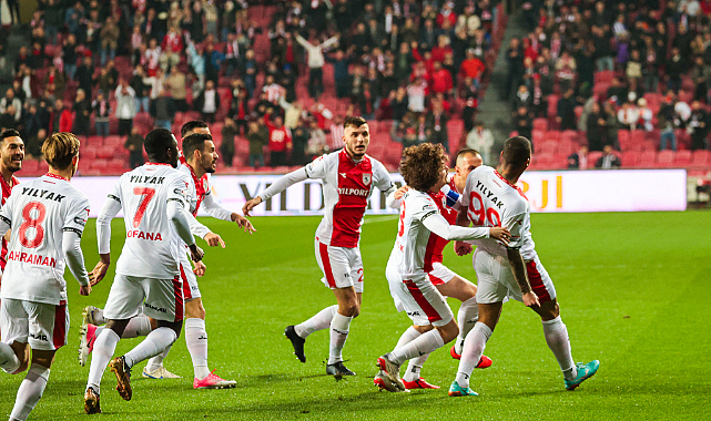 3 futbolcudan 31 gollük katkı