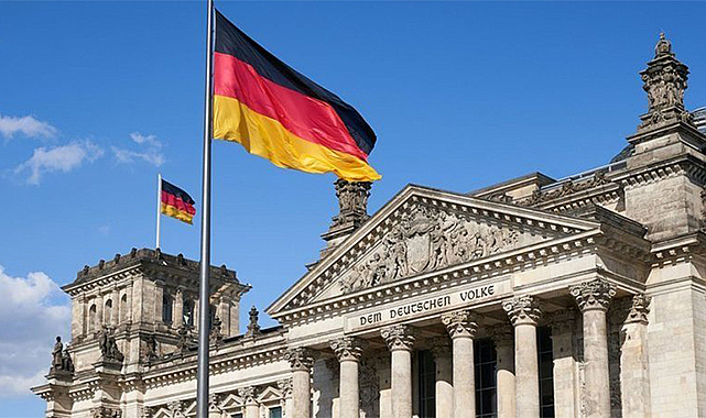 Almanya'da yıllık enflasyon nisanda yüzde 7,2’ye geriledi