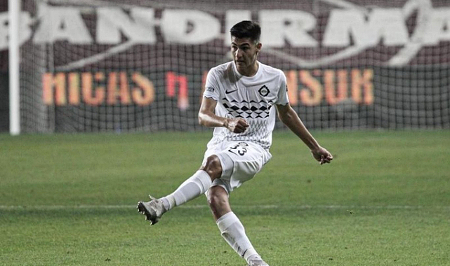 Altaylı Efe Sarıkaya Samsunspor'a yazıldı