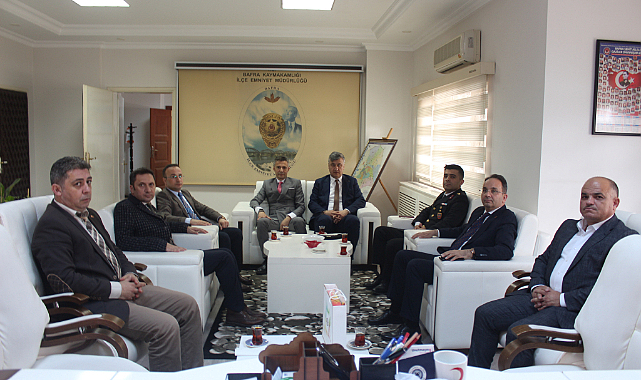 Bafra Kaymakam Ertürkmen'den bayram ziyaretleri