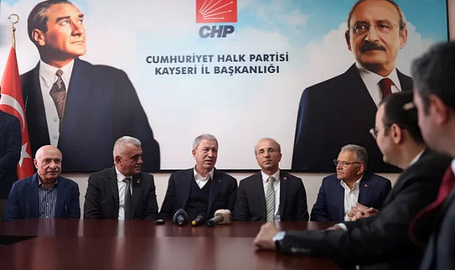 Bakan Hulisi Akar, "Vatana millete hizmet etmek için çalışıyoruz"