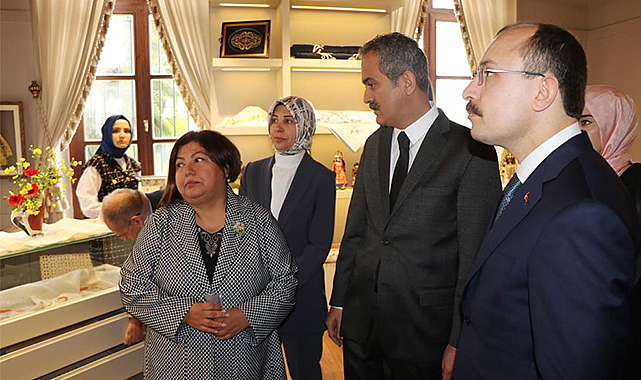 Bakan Mahmut Özer: “Kadınların okullaşma oranı erkekleri geçti”