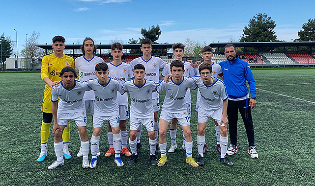 Büyükşehir galibiyetle başladı